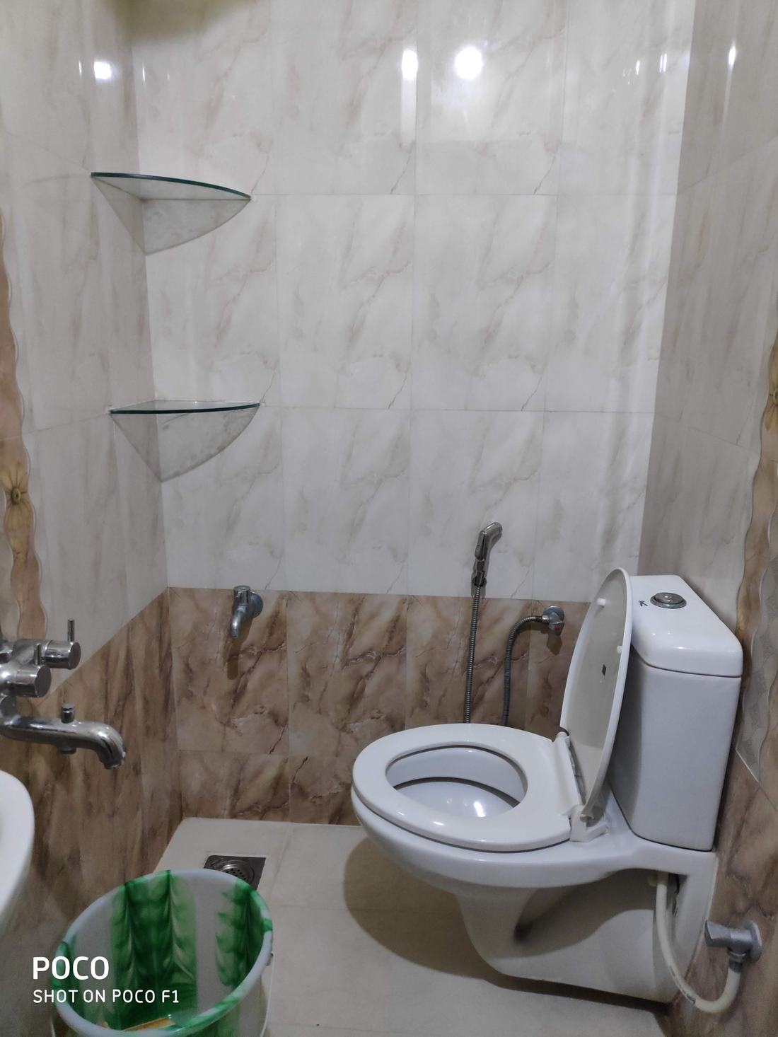 Modern Bathroom
